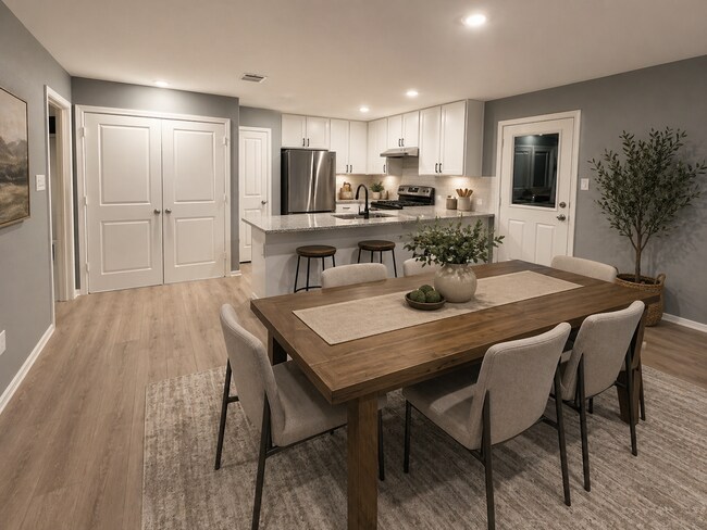 Building Photo - 7010 Solar Rdg