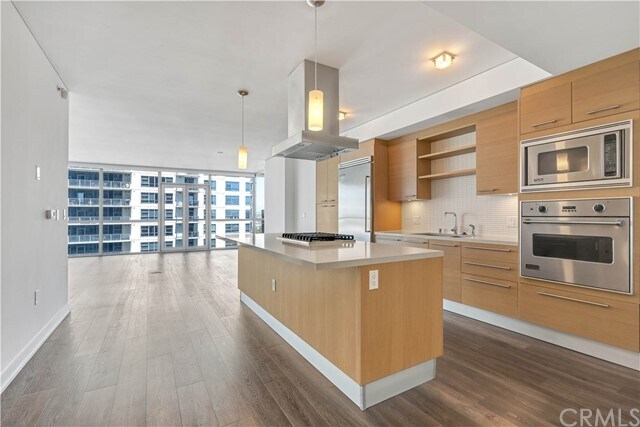 Building Photo - 9 MacArthur Pl