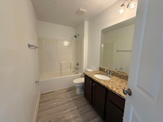 Building Photo - 114 Rearden Wy