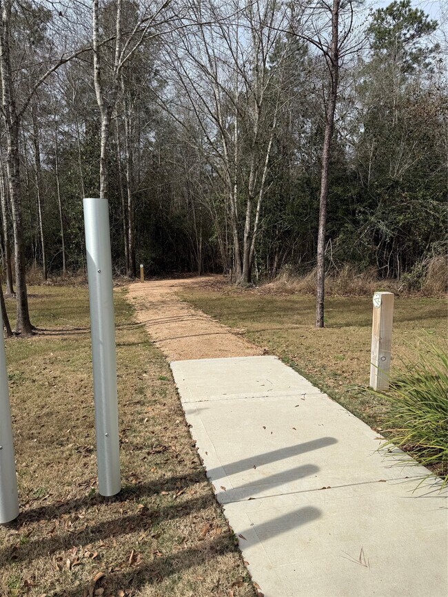 Building Photo - 29003 Spicewood Vly Dr