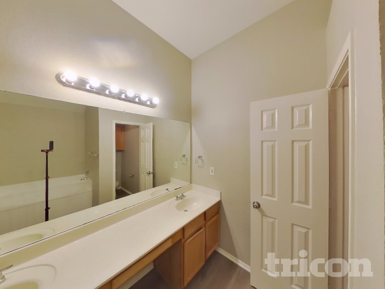 Building Photo - 2109 Pecan Creek Dr