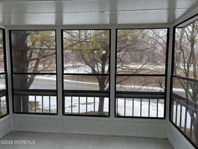 Building Photo - 177 Amberly Dr