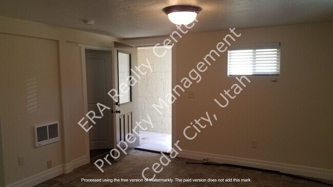 Building Photo - Move-In Discount - 2 Bedroom 1 Bath Basement Apartment of Single Family Home
