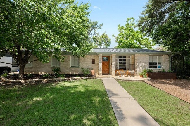 Primary Photo - 5008 W Frances Pl