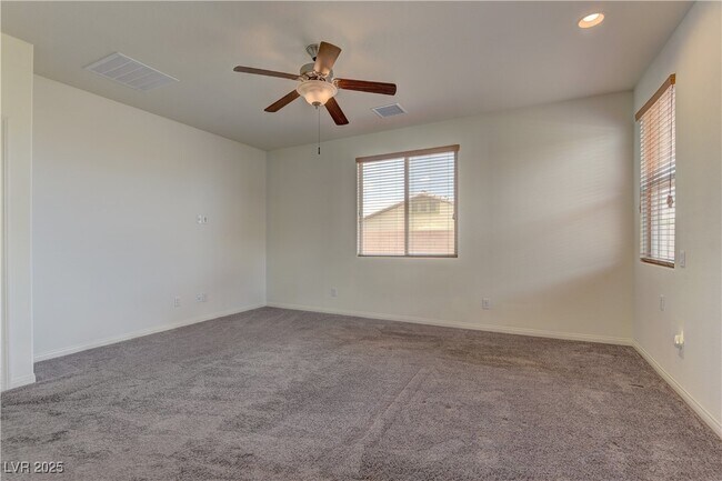 Building Photo - 26 Kaku Ridge Way