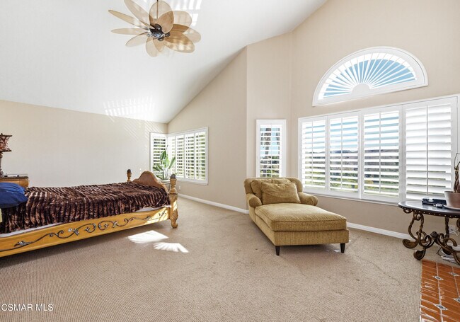 Building Photo - 2670 Grandoaks Dr