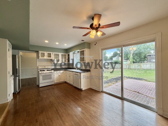 Building Photo - 728 Buffalo Cir