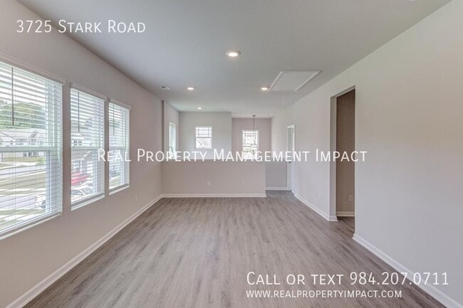 Building Photo - 3725 Stark rd