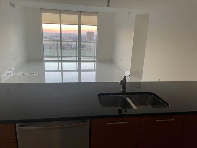 Building Photo - 50 Biscayne Blvd