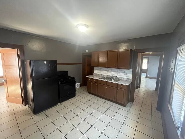 Building Photo - 2749-2751-2751 N 45th St