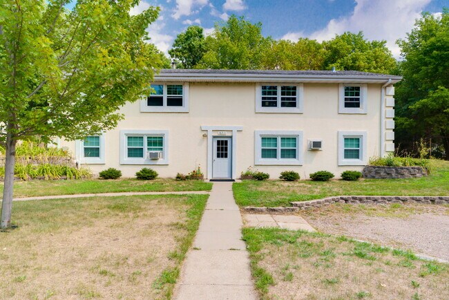 Building Photo - 16211 Birch Ave SE