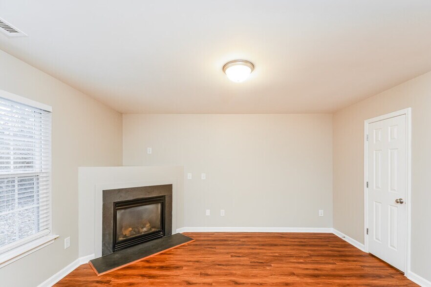 Building Photo - 2822 Filbert St