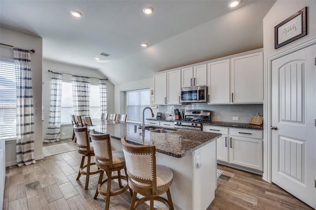 Building Photo - 4533 Hemingway Ave