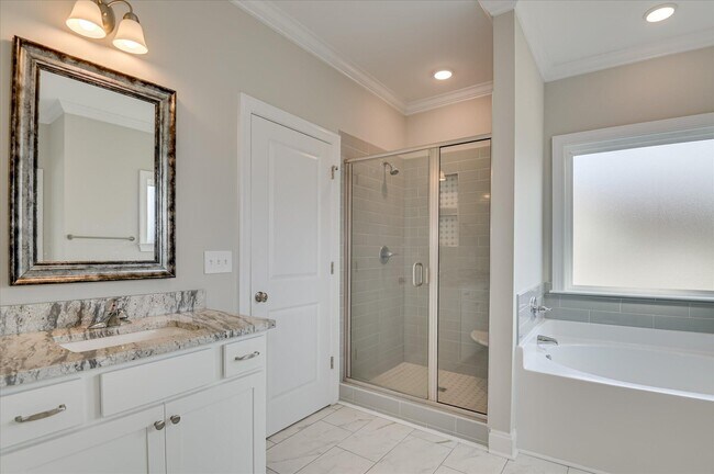 Building Photo - 1015 Sluice Gate Dr