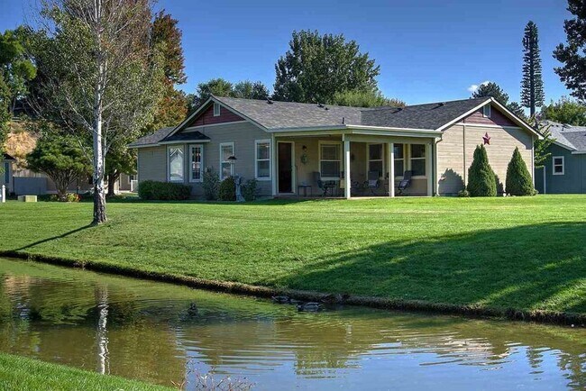 Building Photo - Beautiful 3 bed 2 bath home in a quiet cul-d-sack in downtown Eagle off Palmetto Ave
