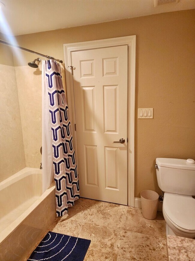 Building Photo - 4507 Furling Ln