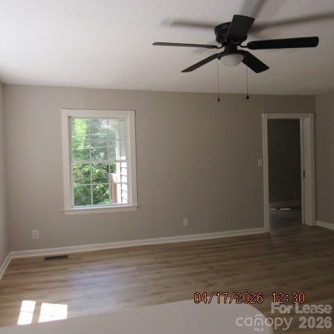 Building Photo - 10922 Hilton Dr