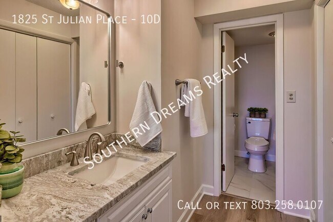 Building Photo - 1825 St Julian Pl