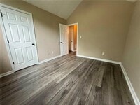 Building Photo - 3490 Ennfield Ln