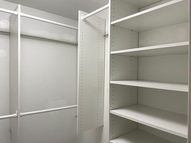 Building Photo - 2800 Fiore Way