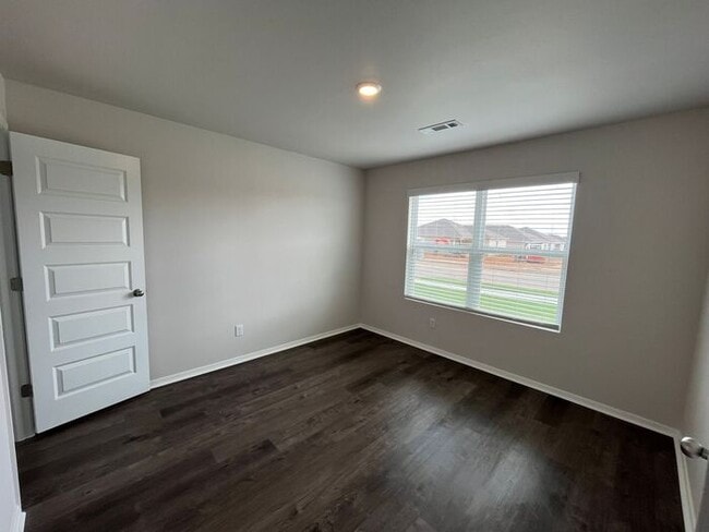 Building Photo - Now Leasing: Spacious 4-Bedroom, 2-Bath Home in Pea Ridge — Secure Your New Home Today!