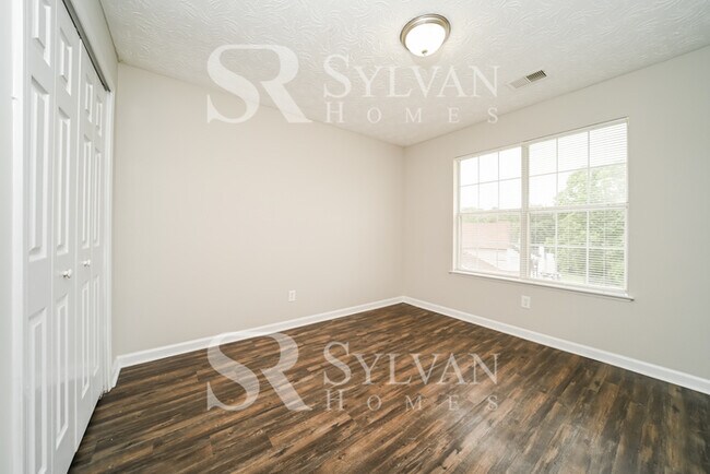 Building Photo - Your dream home is waiting for you. Hurry and Lease today!