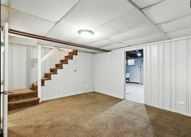 Building Photo - 5306 Ready Ave