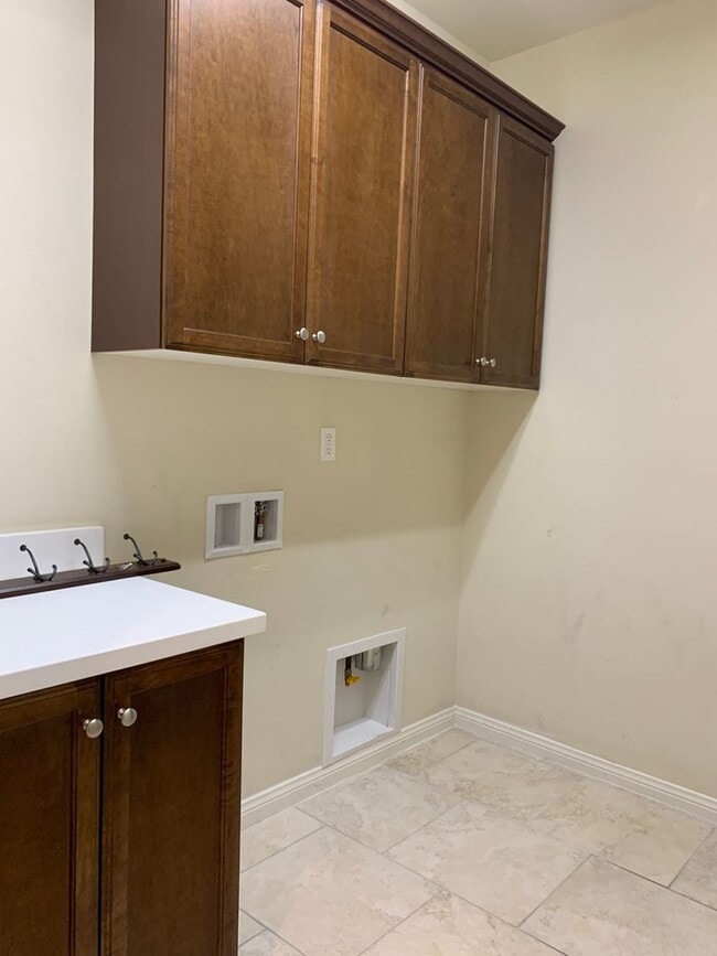 Building Photo - Southwest Home Coming