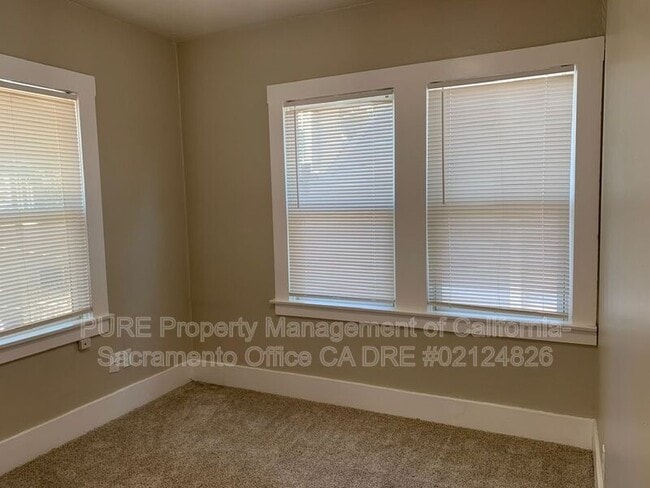 Building Photo - 1410 1/2 19th St