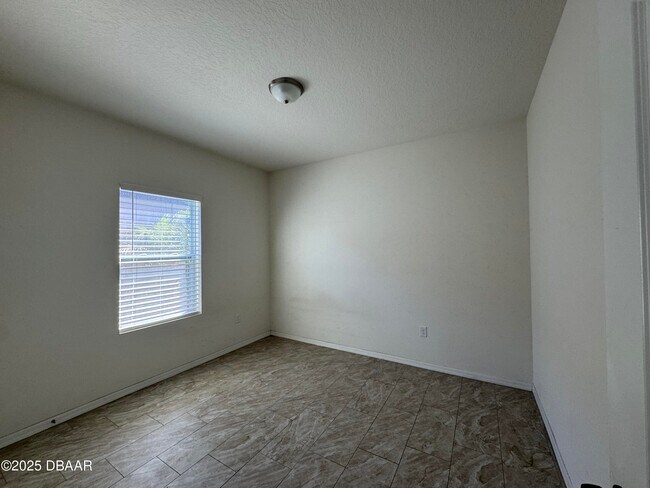 Building Photo - 3012 Trubs Trce