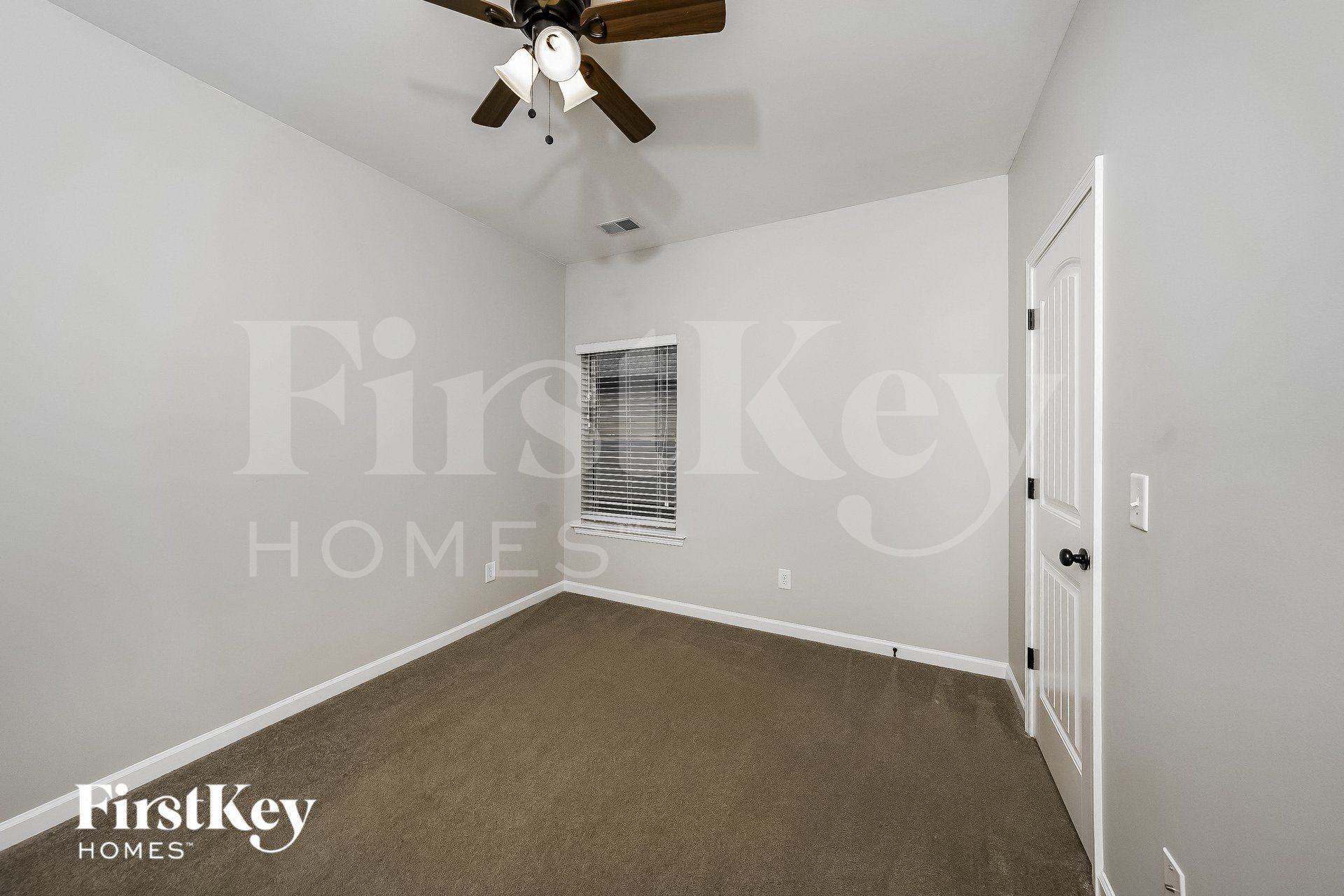 Building Photo - 3104 Rosewalk Dr