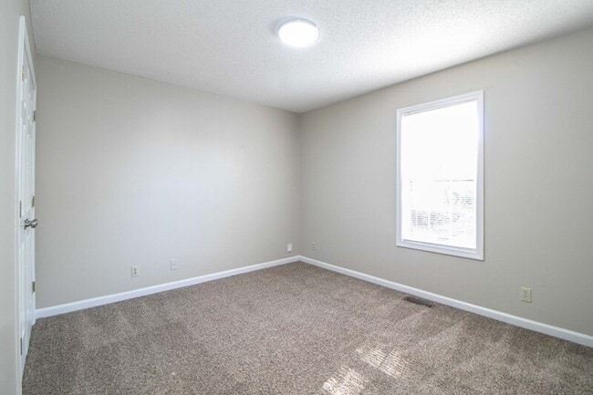 Building Photo - 2009 Timberline Cir