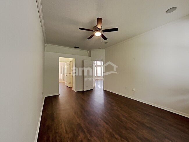Building Photo - 2905 Empress Ct