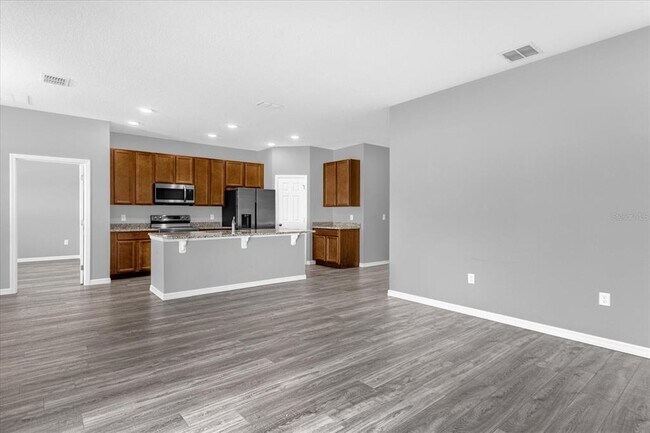 Building Photo - 3420 Curlew Ave