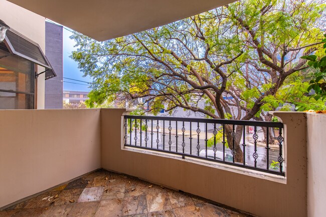 Building Photo - 1658 Camden Ave