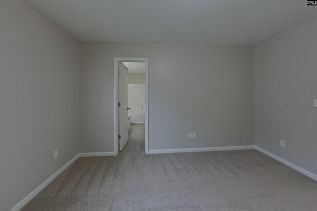 Building Photo - 344 Longfellows Ln
