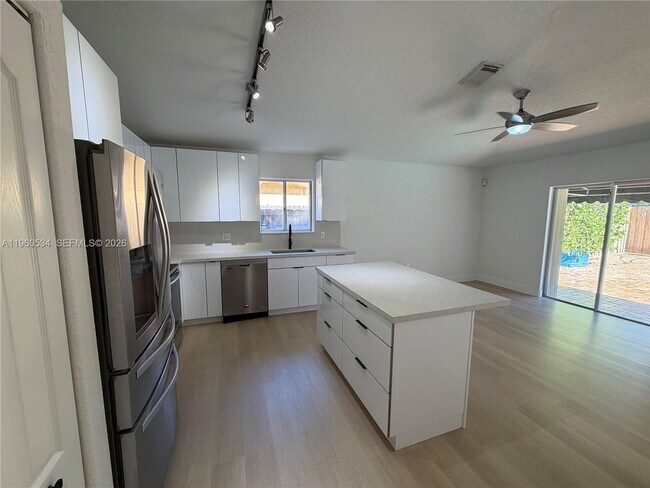 Building Photo - 7971 NW 186th Terrace