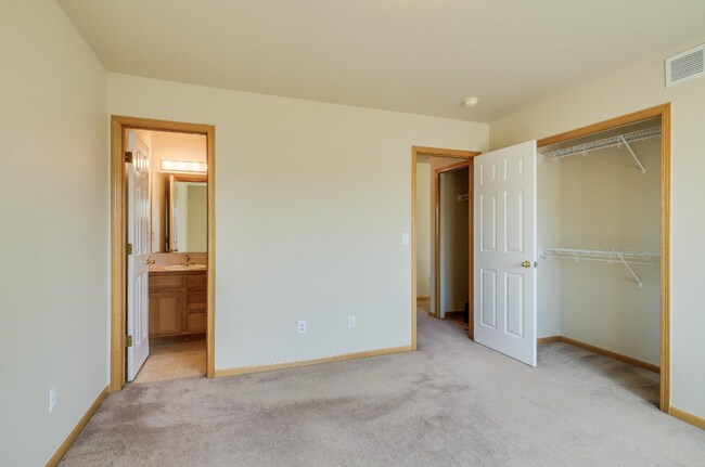 Building Photo - Central 3-Bedroom Ranch Home with Attached Garage