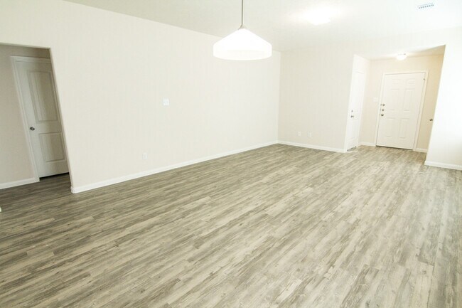 Building Photo - 973 River Sage Ct