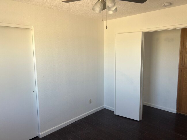 Building Photo - Three Bedroom Cibola Home on a large Lot