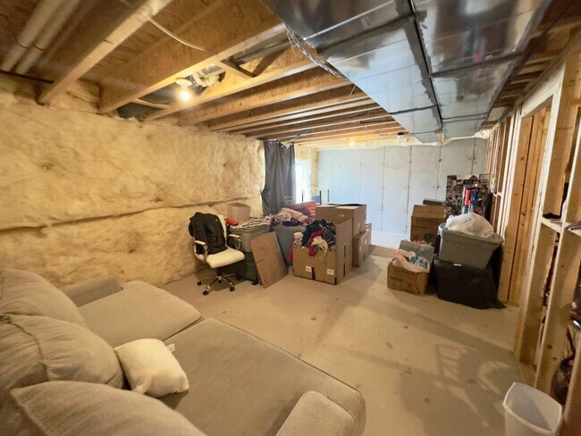 Building Photo - 1023 N Ledger Dr