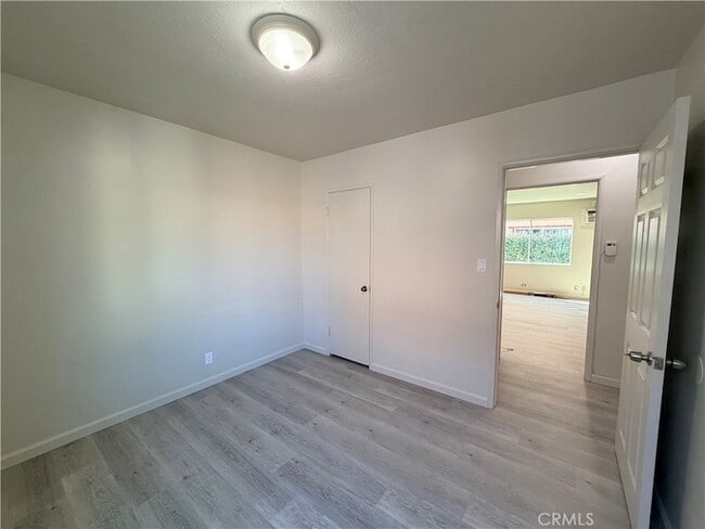 Building Photo - 15247 Acre St