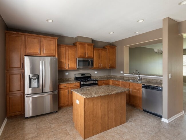 Building Photo - 2209 S Crambourne Way
