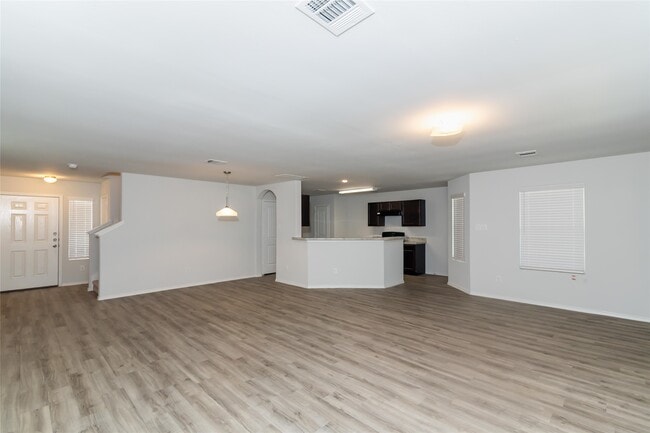 Building Photo - 5603 Gara River Dr