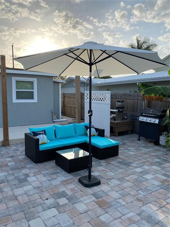 Building Photo - 716 Ixora Ave