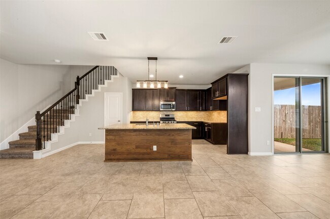 Building Photo - 1234 Willow Plains Ln