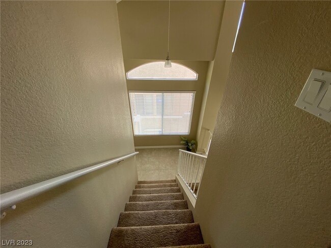 Building Photo - 1661 Cloister Ave