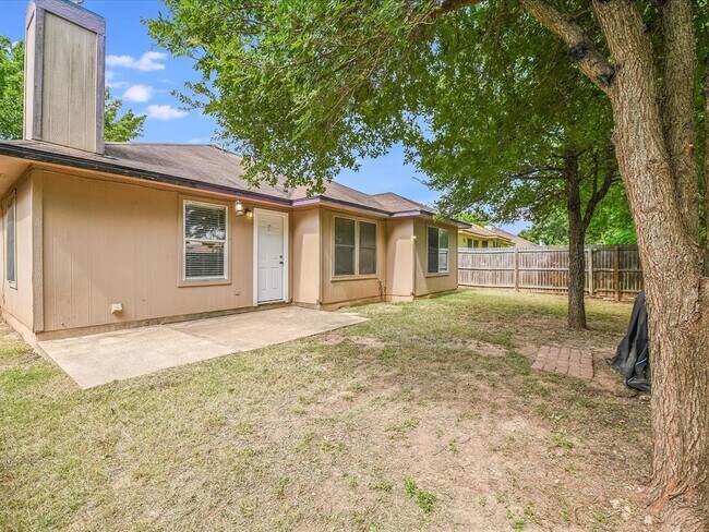 Building Photo - 14700 Menifee St