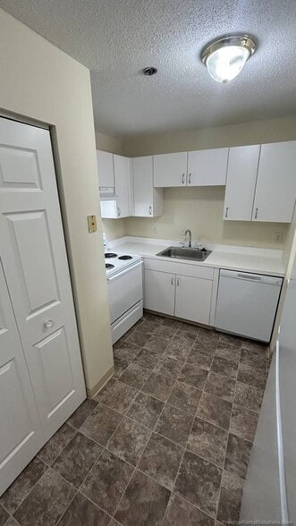 Building Photo - 9 Saint Joseph St