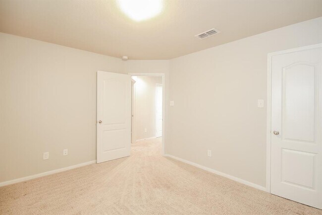 Building Photo - 7522 Simpson Springs Ln